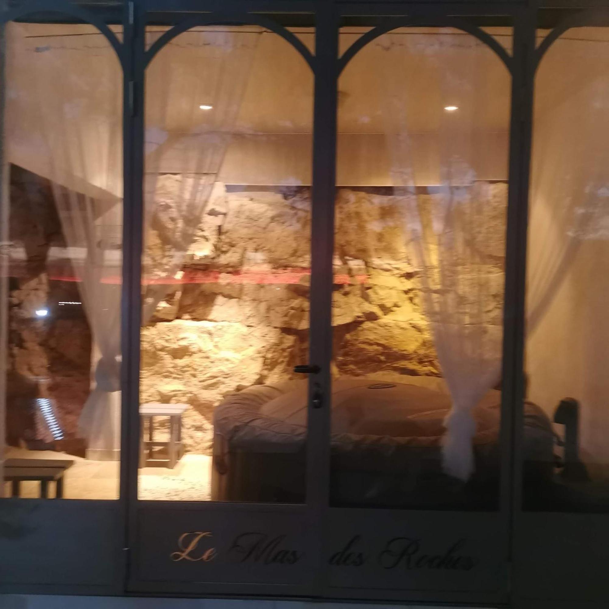 Le Mas Des Roches A Velaux Exterior foto